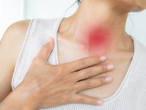 Read more about the article How to Tell If a Sore Throat Is Bacterial or Viral?