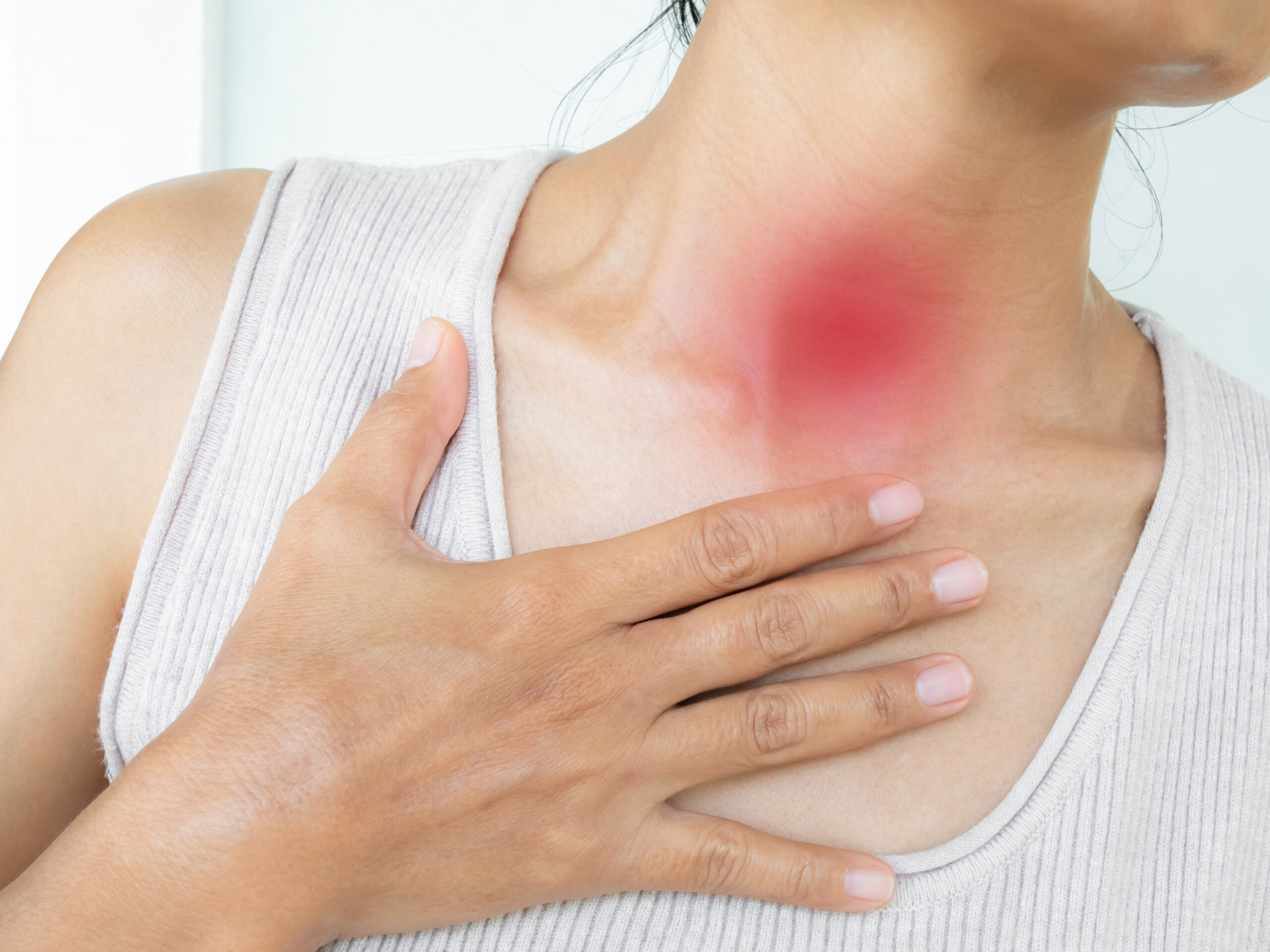You are currently viewing How to Tell If a Sore Throat Is Bacterial or Viral?